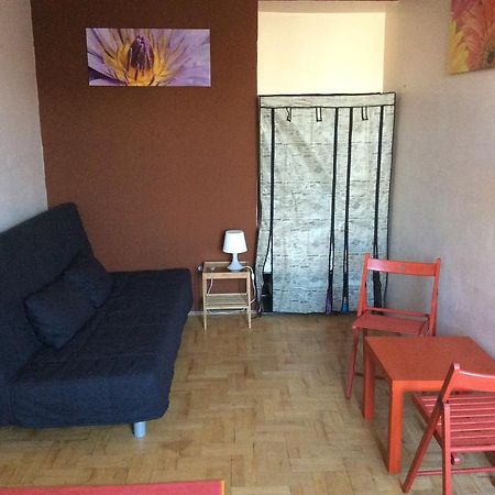 Comedy Apartment Budapest Habitación foto